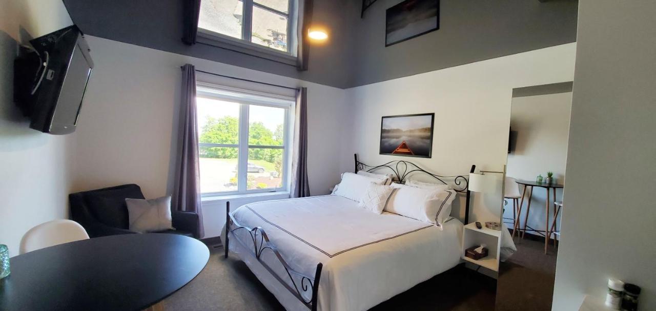 Location Au Sommet Du Inn 3*