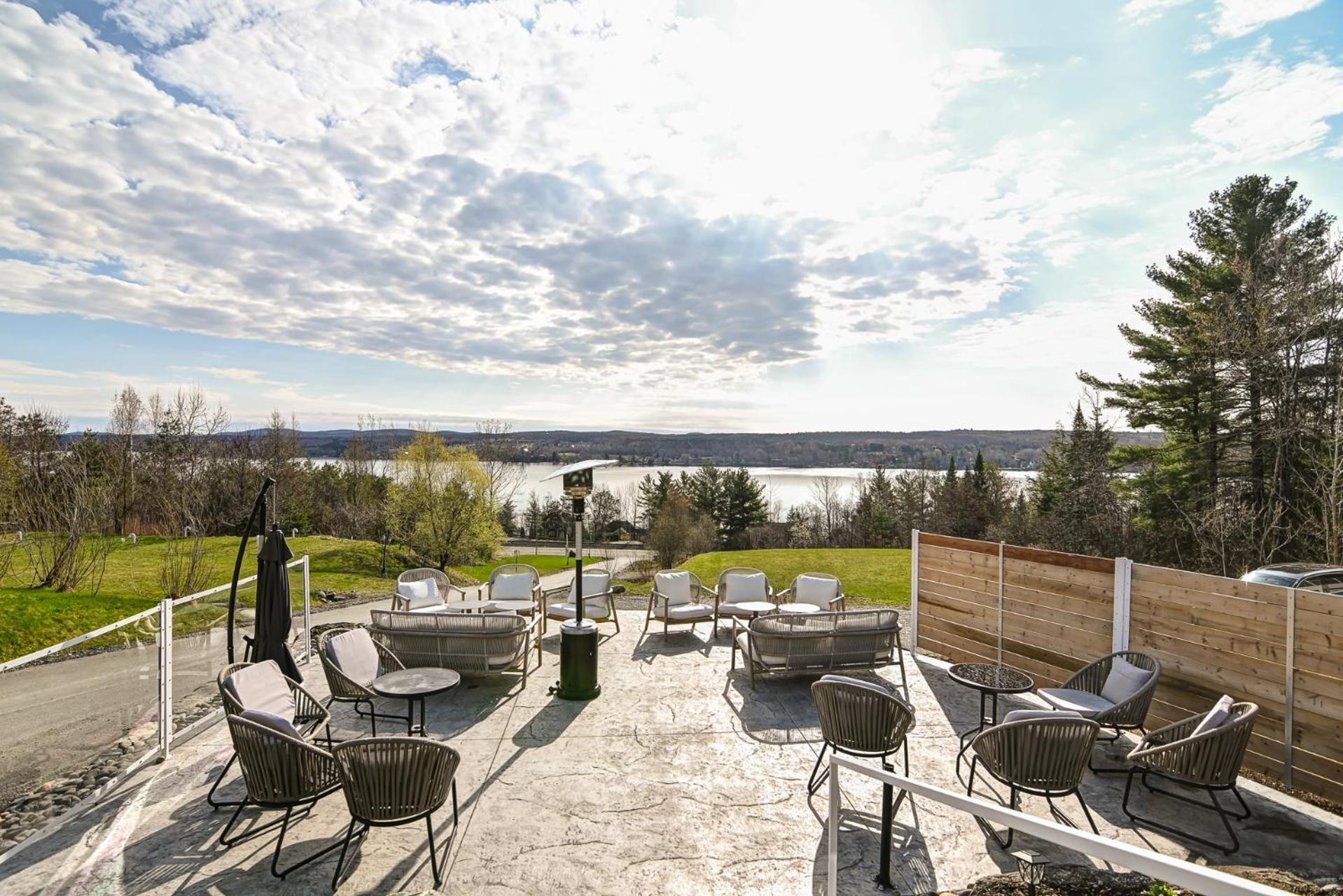 Location Au Sommet Du Inn Magog