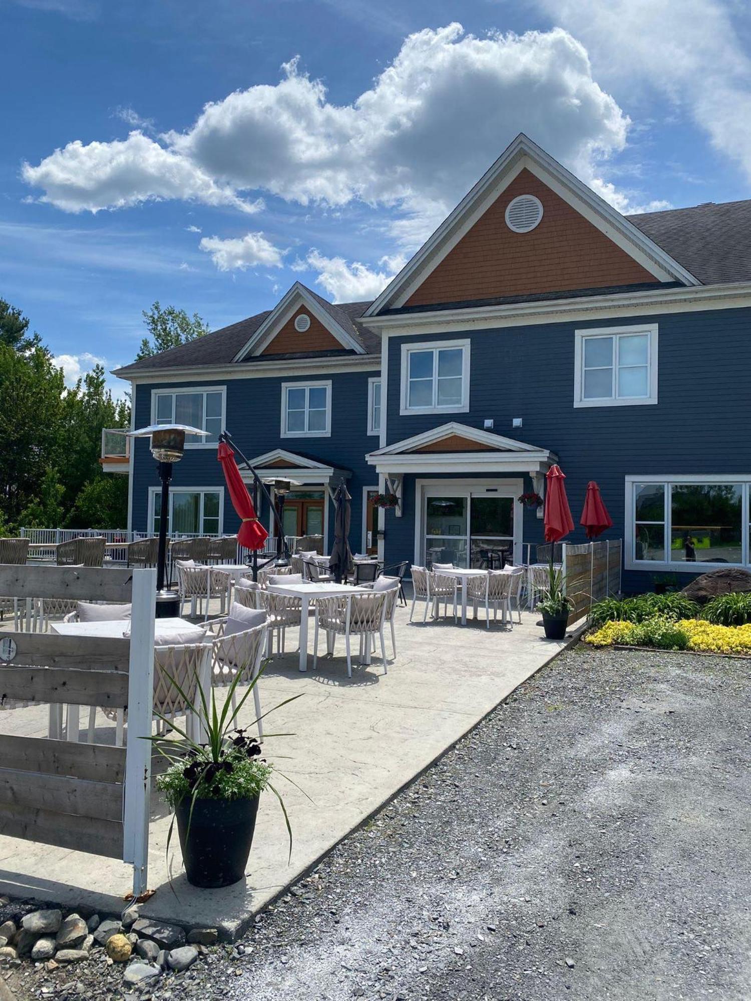 Location Au Sommet Du Inn Magog